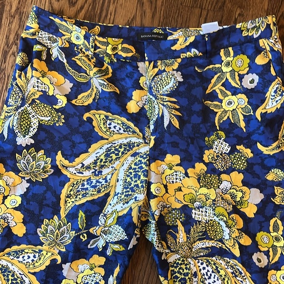 Banana Republic 14 Floral Patterned Cropped Pants - Picture 2 of 2